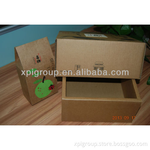 brown kraft paper box to pack food